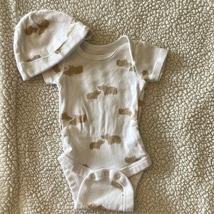 Newborn Boy onesie and matching hat